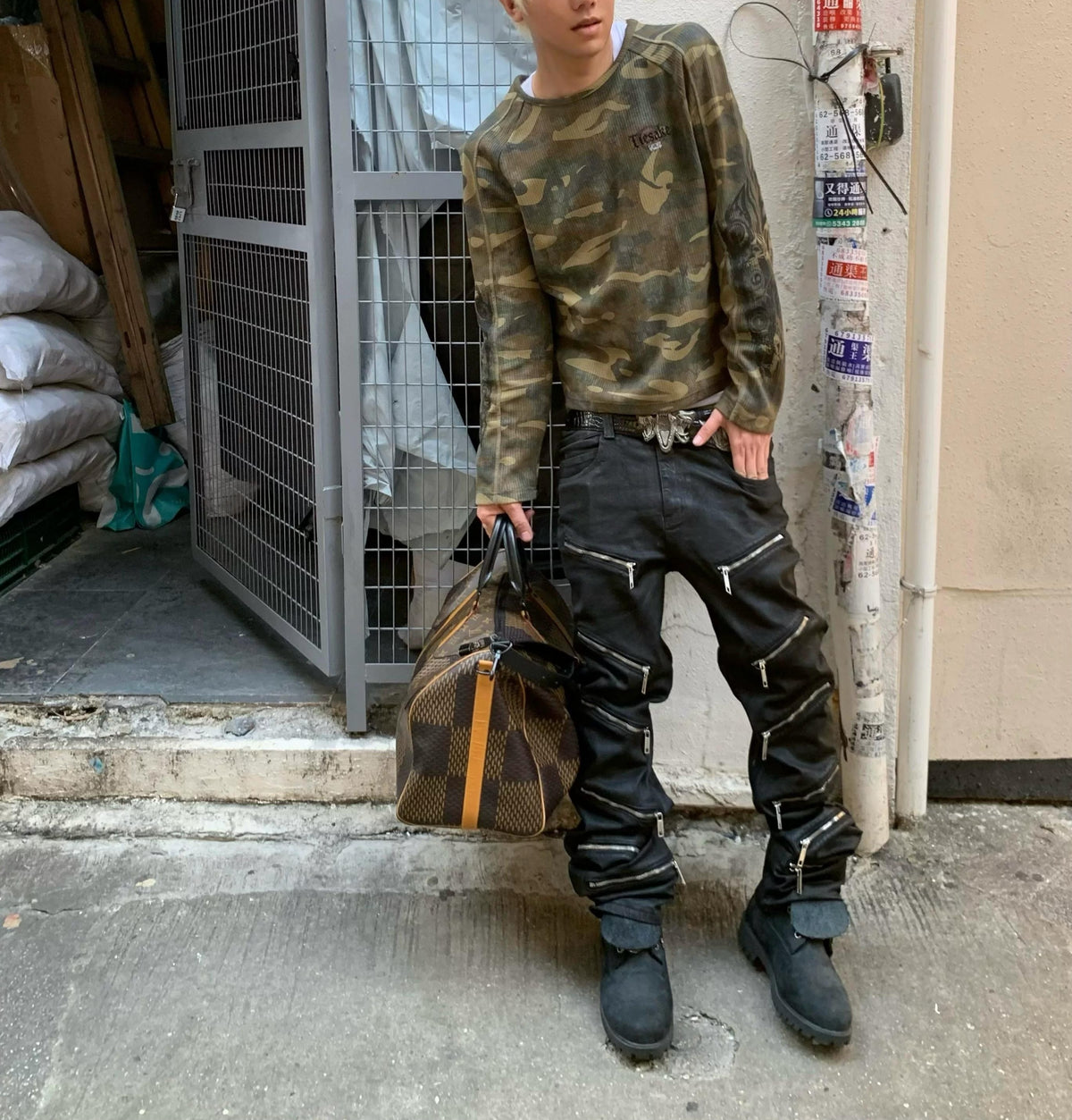 MULTI-ZIPPER SLIM FIT PANTS