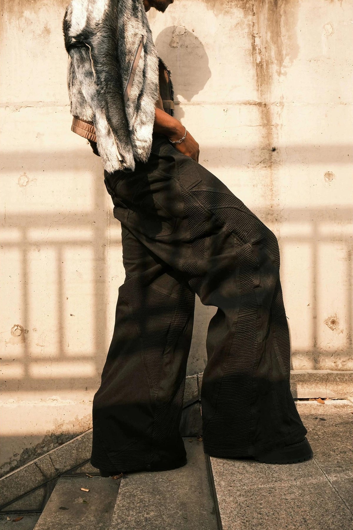 ALIEN RIPPLE WIDE LEG JEANS