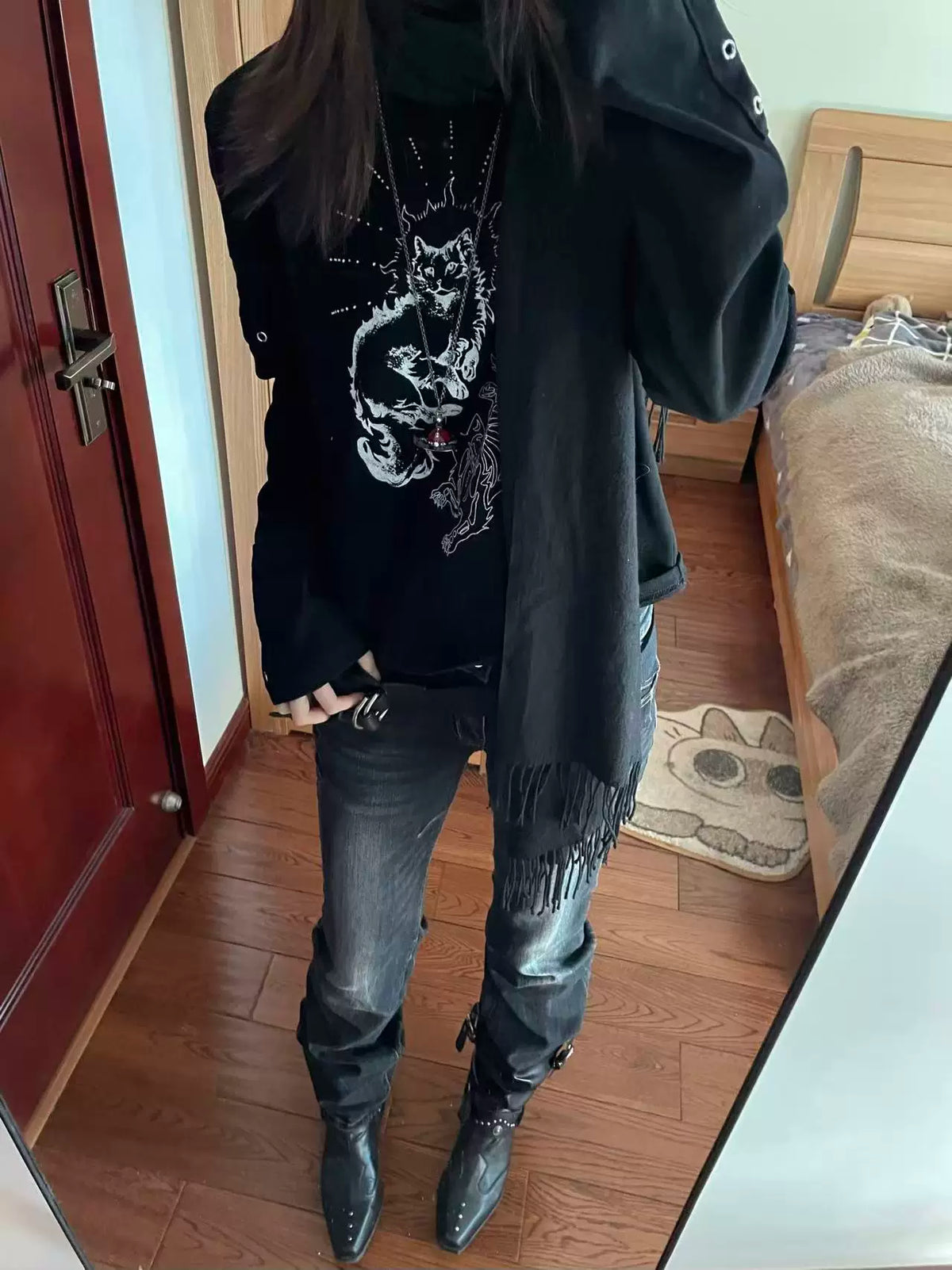 METAL EMBELLISHED STRETCH TEE