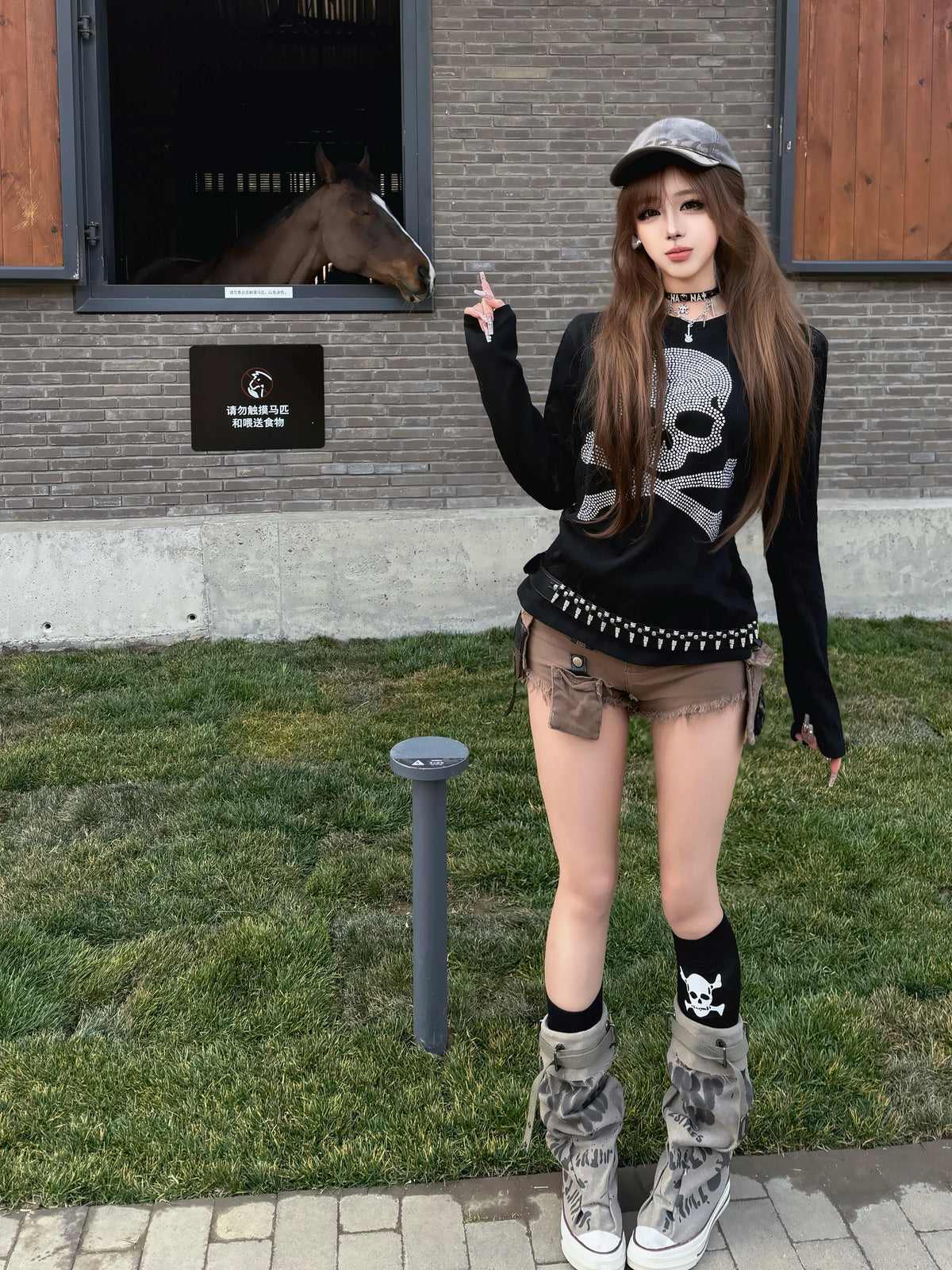 SKULL PATTERN LONG SLEEVE TEE