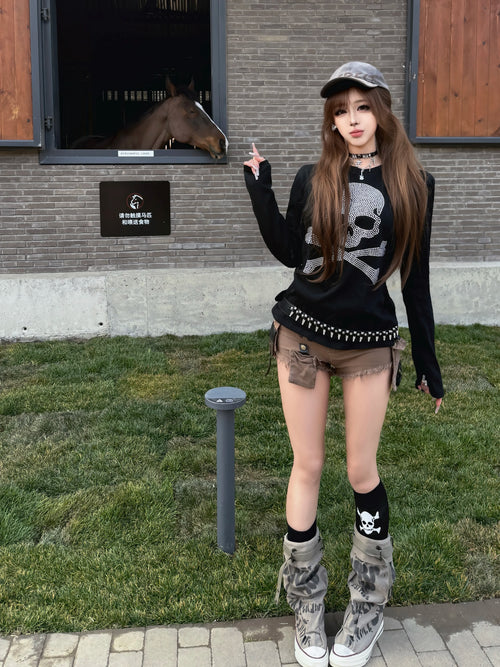 SKULL PATTERN LONG SLEEVE TEE