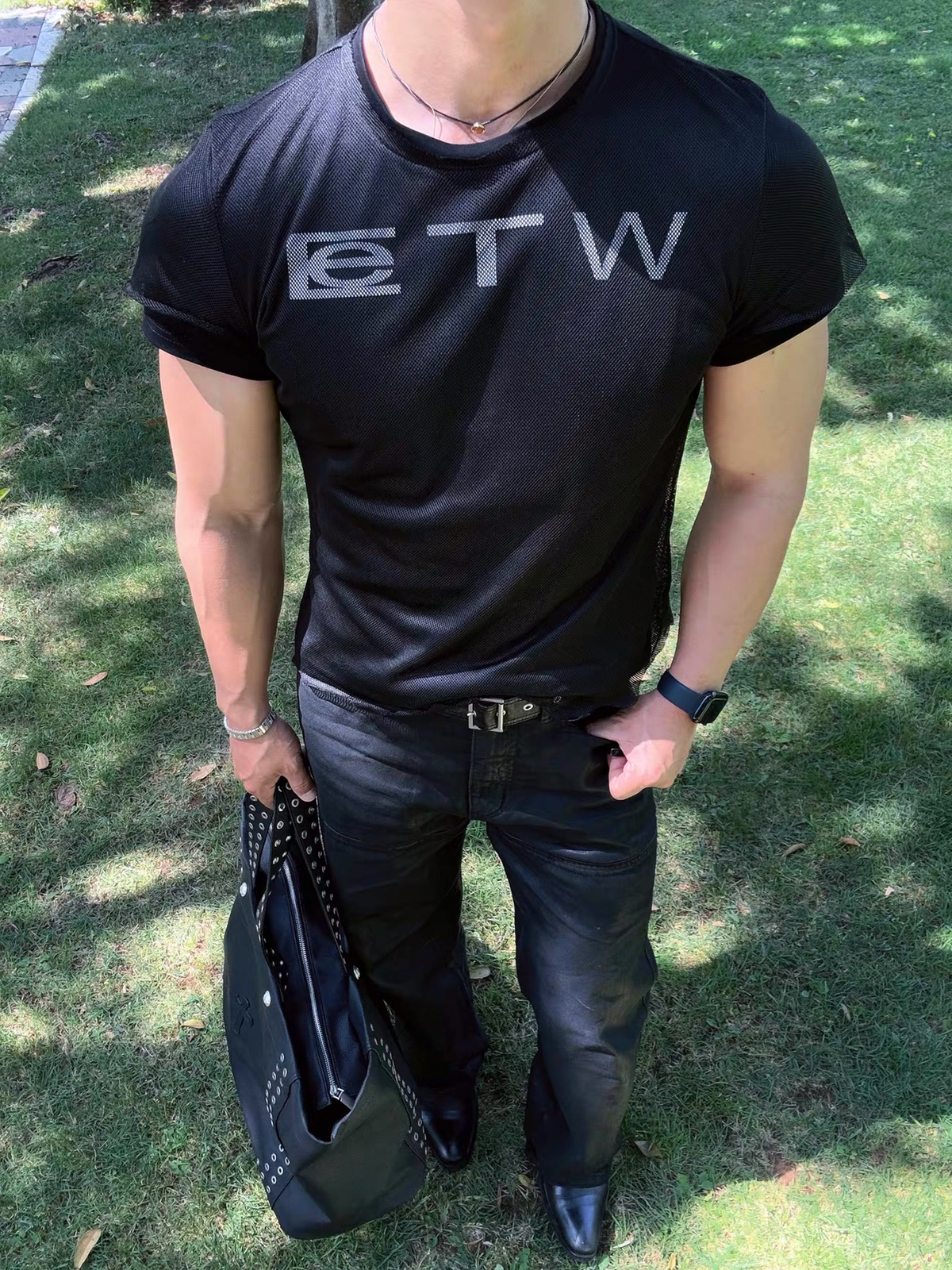 URBAN SLOGAN MESH T-SHIRT