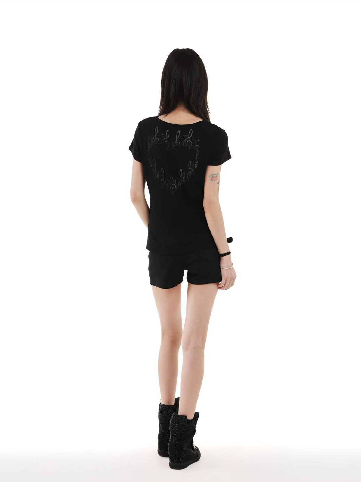 MUSIC DREAMS U NECK T-SHIRT