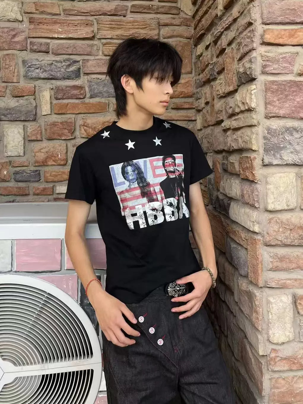 HOT-STAMPED SILVER SHOULDER T-SHIRT