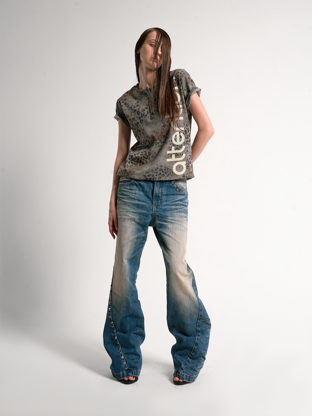 GHOST CLAW WASHED BLUE JEANS