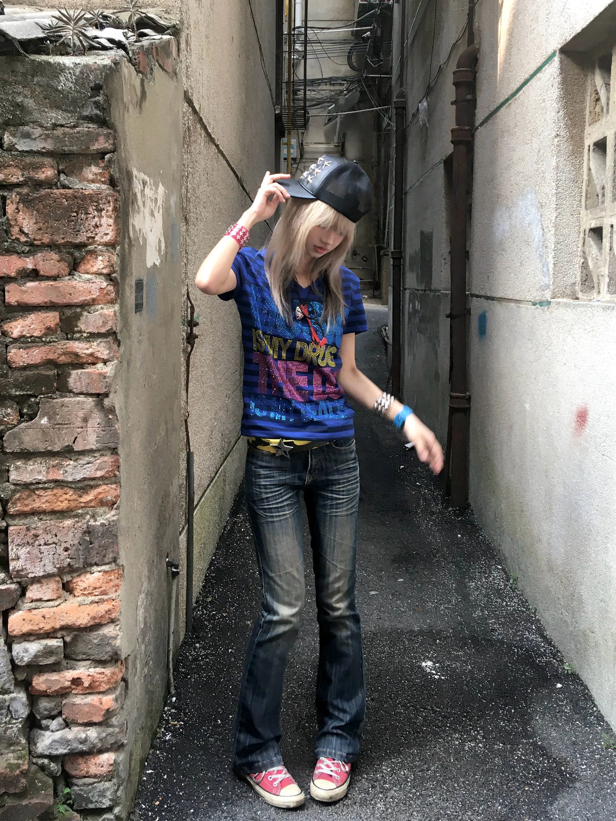 COLORFUL MUSIC DRUG T-SHIRT