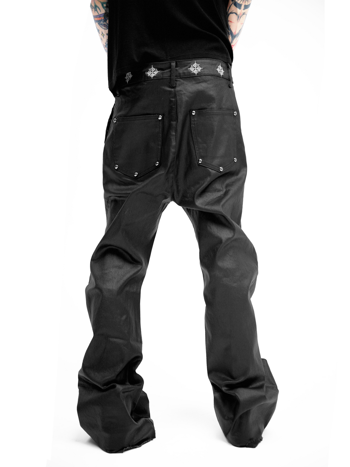 MICRO SLIM BRUSHED WAX JEANS
