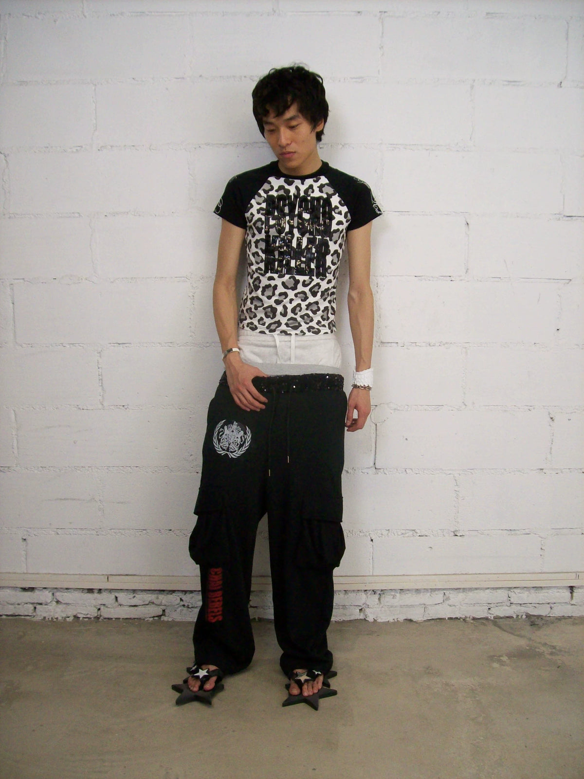 LEOPARD PRINT SEQUIN T-SHIRT