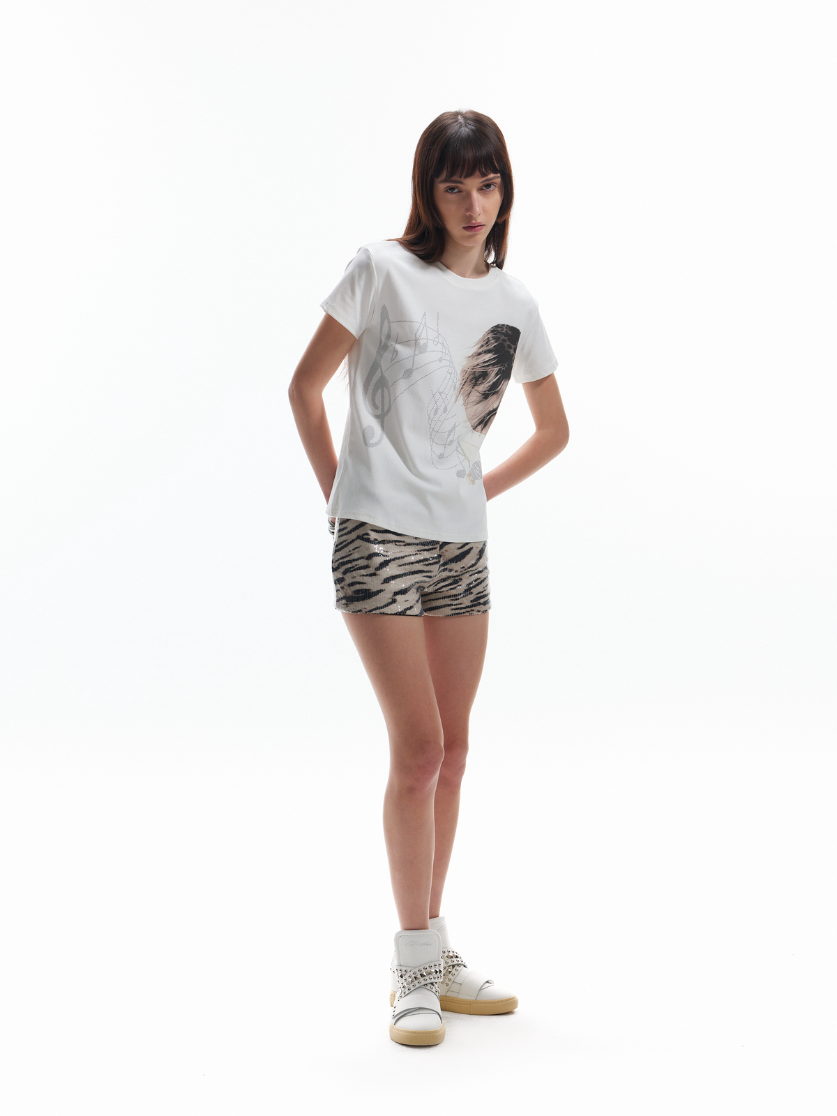 MUSIC NOTE PORTRAIT T-SHIRT