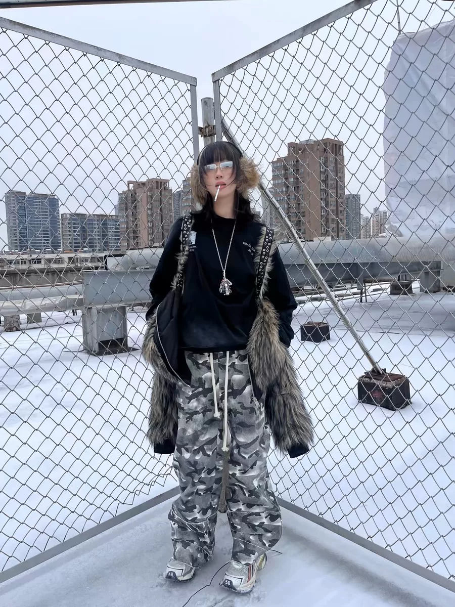 DISTRESSED CAMO CANVAS PANTS