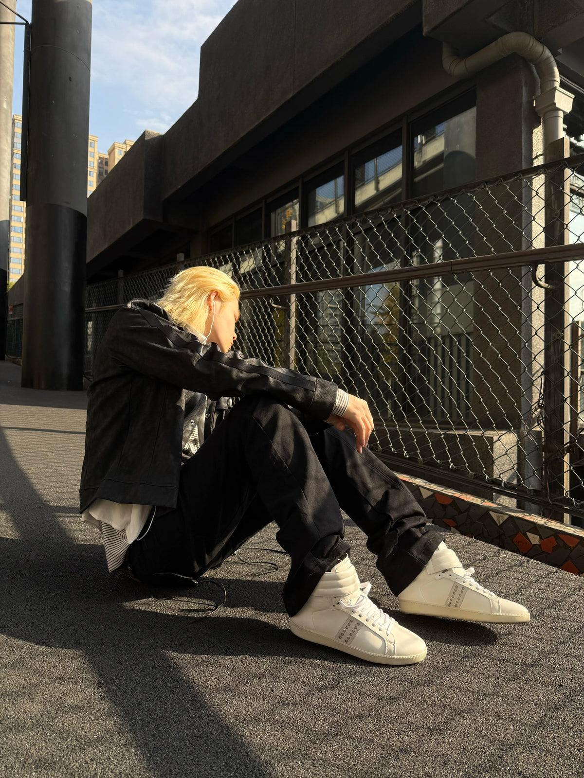 RETRO RIVET HIGH-TOP SNEAKERS