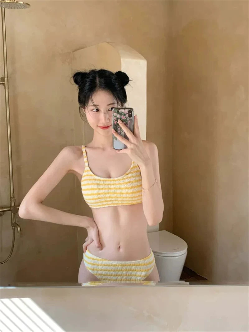 KOREAN-STYLE TWO-PIECE SWIM SET
