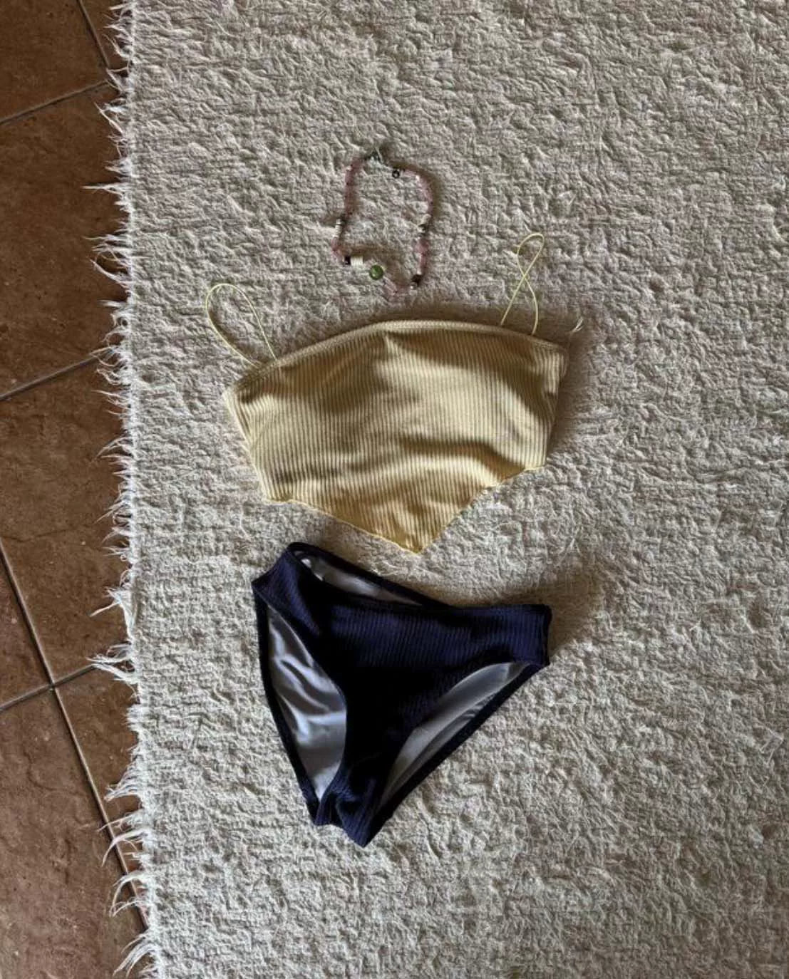 COLOR-BLOCKED MINIMALIST BIKINI SET