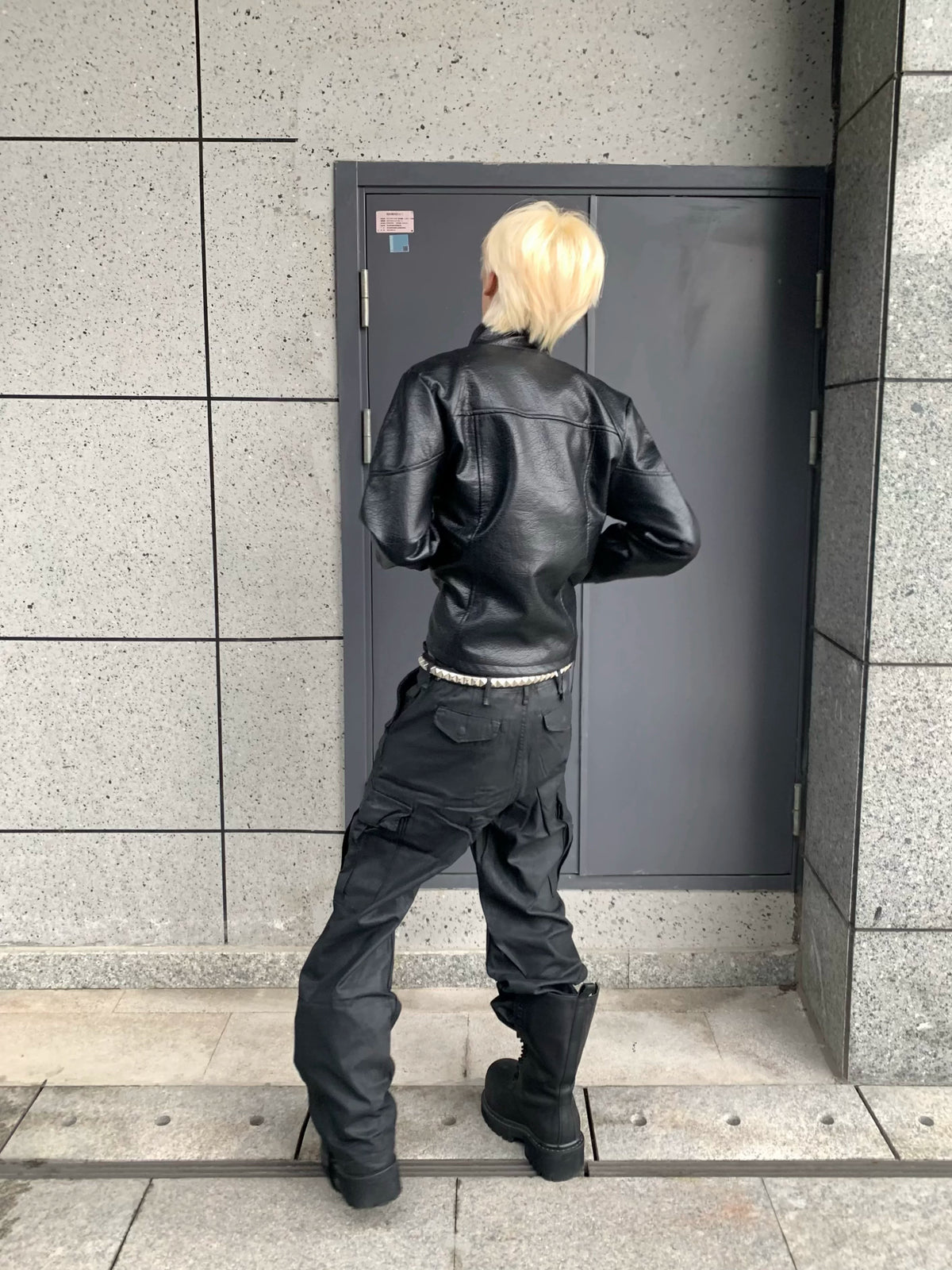 SHORT ZIPPER JACKET WITH POCKETS