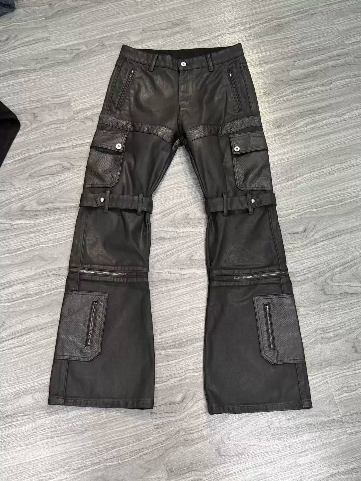 DECONSTRUCTED HEAVY DUTY JEANS