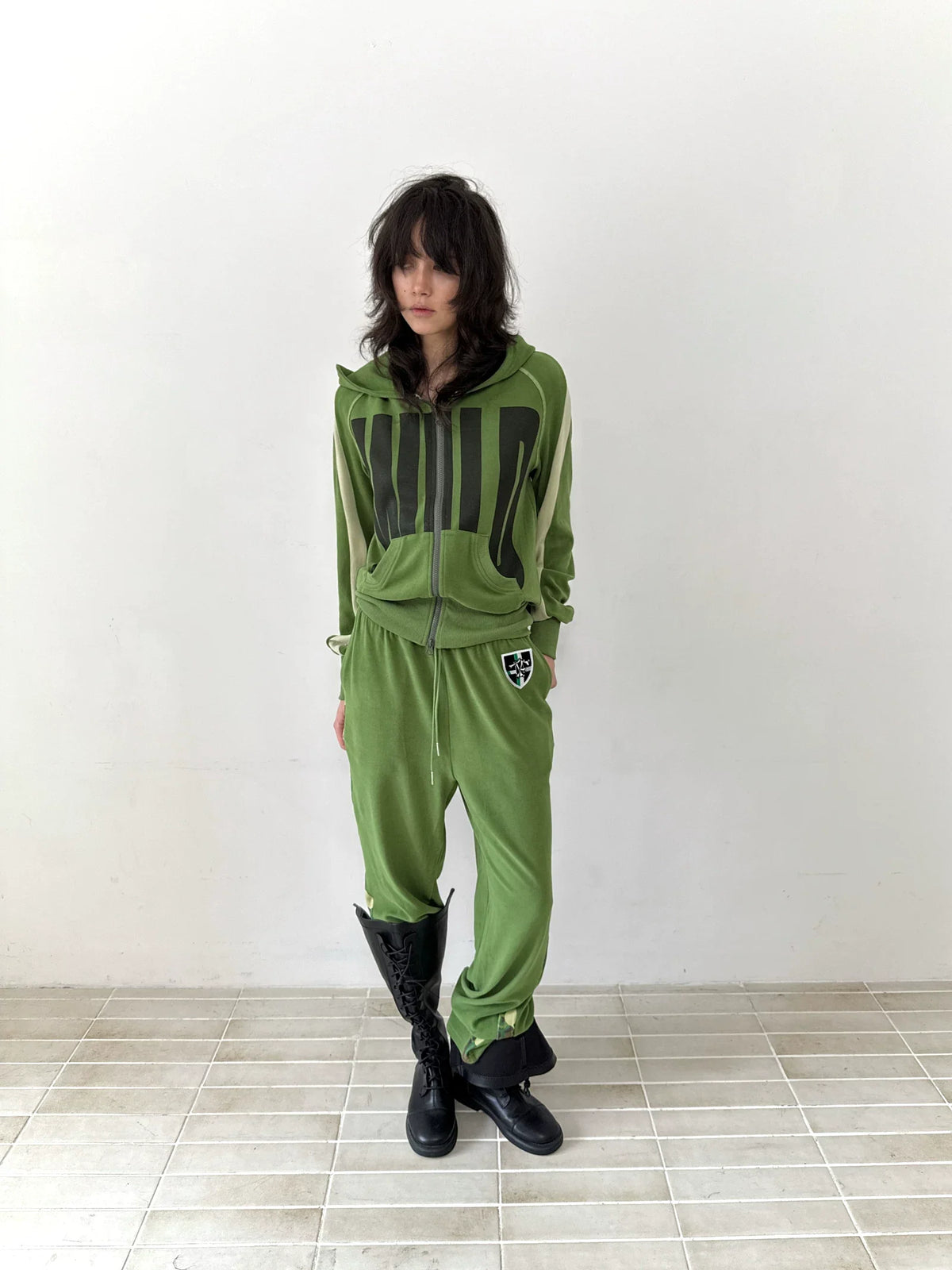 COLOR BLOCKED FLEECE HOODIE
