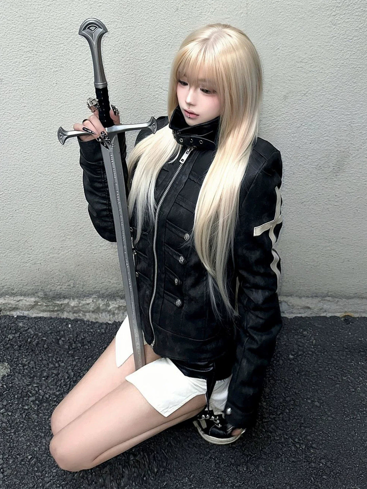 CHIC CROSSBODY LEATHER JACKET