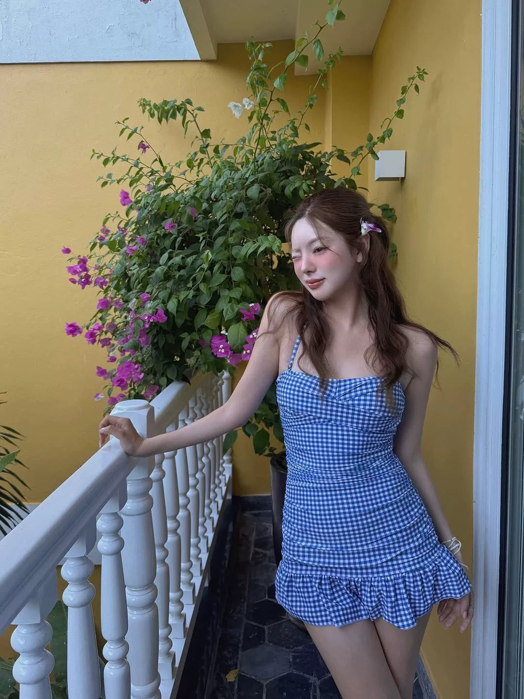 CHIC CHECKERED ONE-PIECE SWIMSUIT
