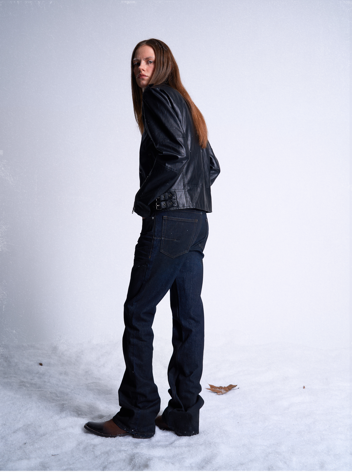 NAVY GRADIENT DISTRESSED SKINNY JEANS