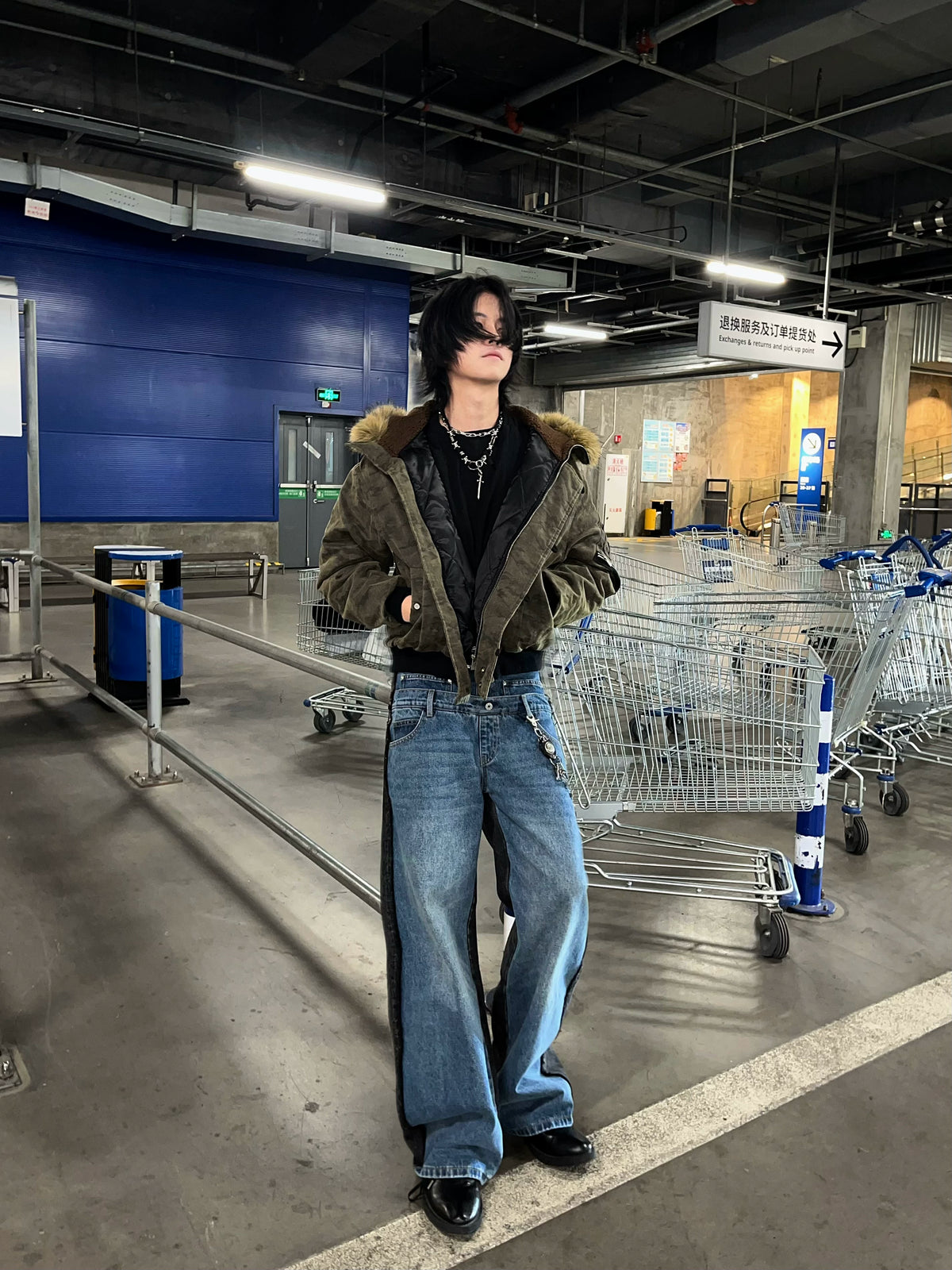 HIGH-DESIGN PATCHWORK JEANS
