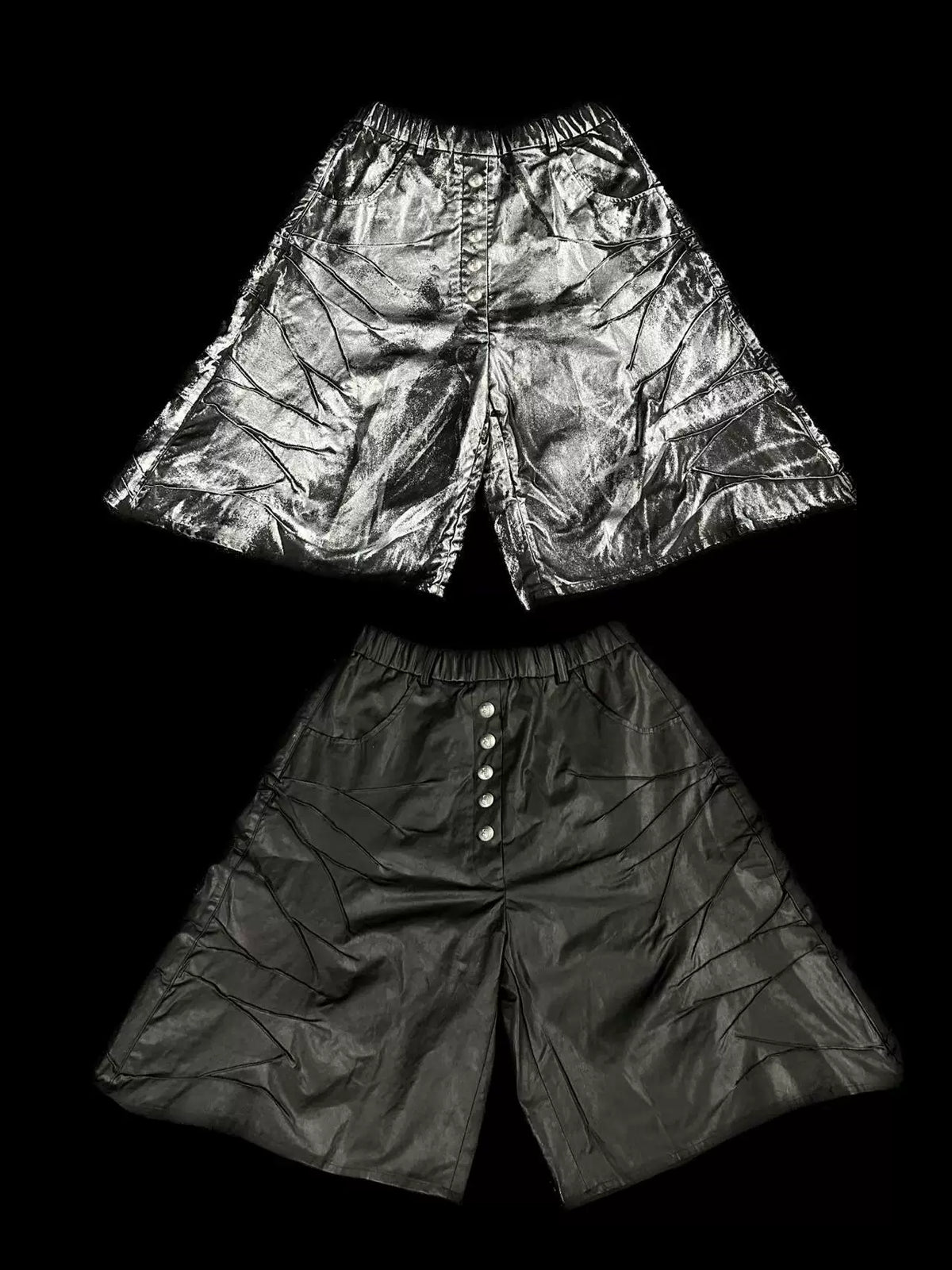 VERSATILE PLEATED SHORTS