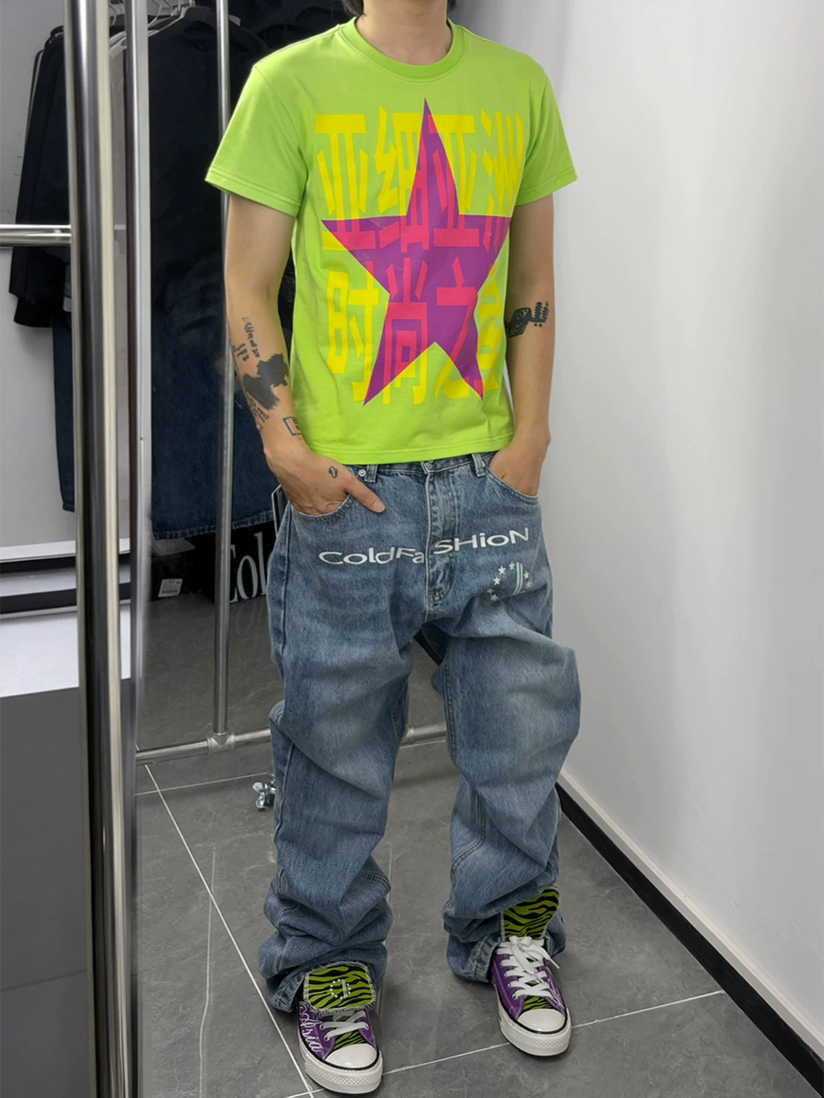 PRINTED STREET NICHE T-SHIRT