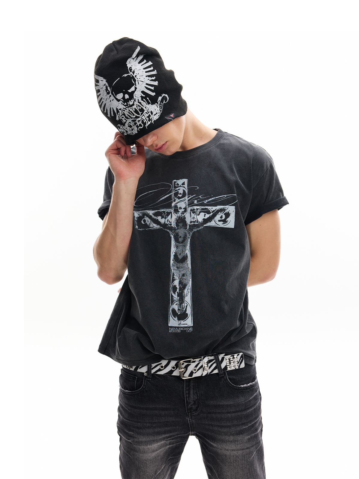 DISTRESSED RHYTHM PRINT TEE