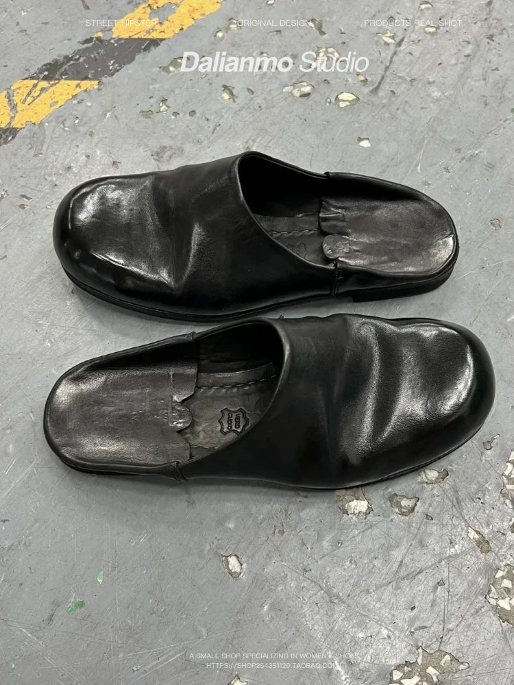 RETRO PLEATED LEATHER SANDALS