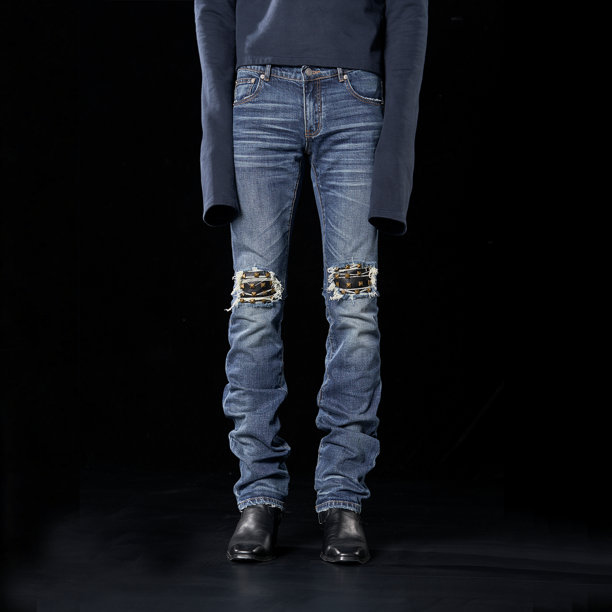 DISTRESSED BLUE STRETCH JEANS