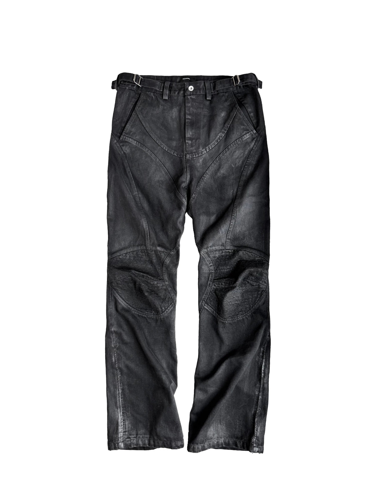 DECONSTRUCTED FRAYED JEANS