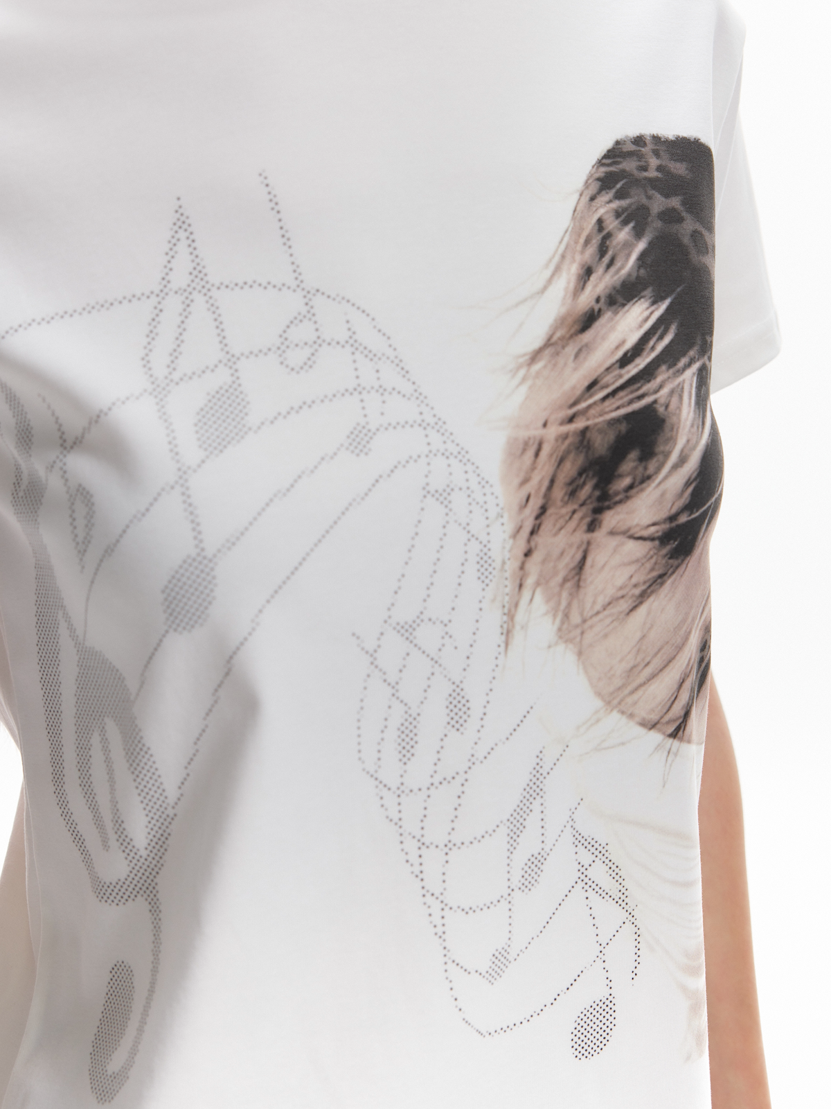 MUSIC NOTE PORTRAIT T-SHIRT