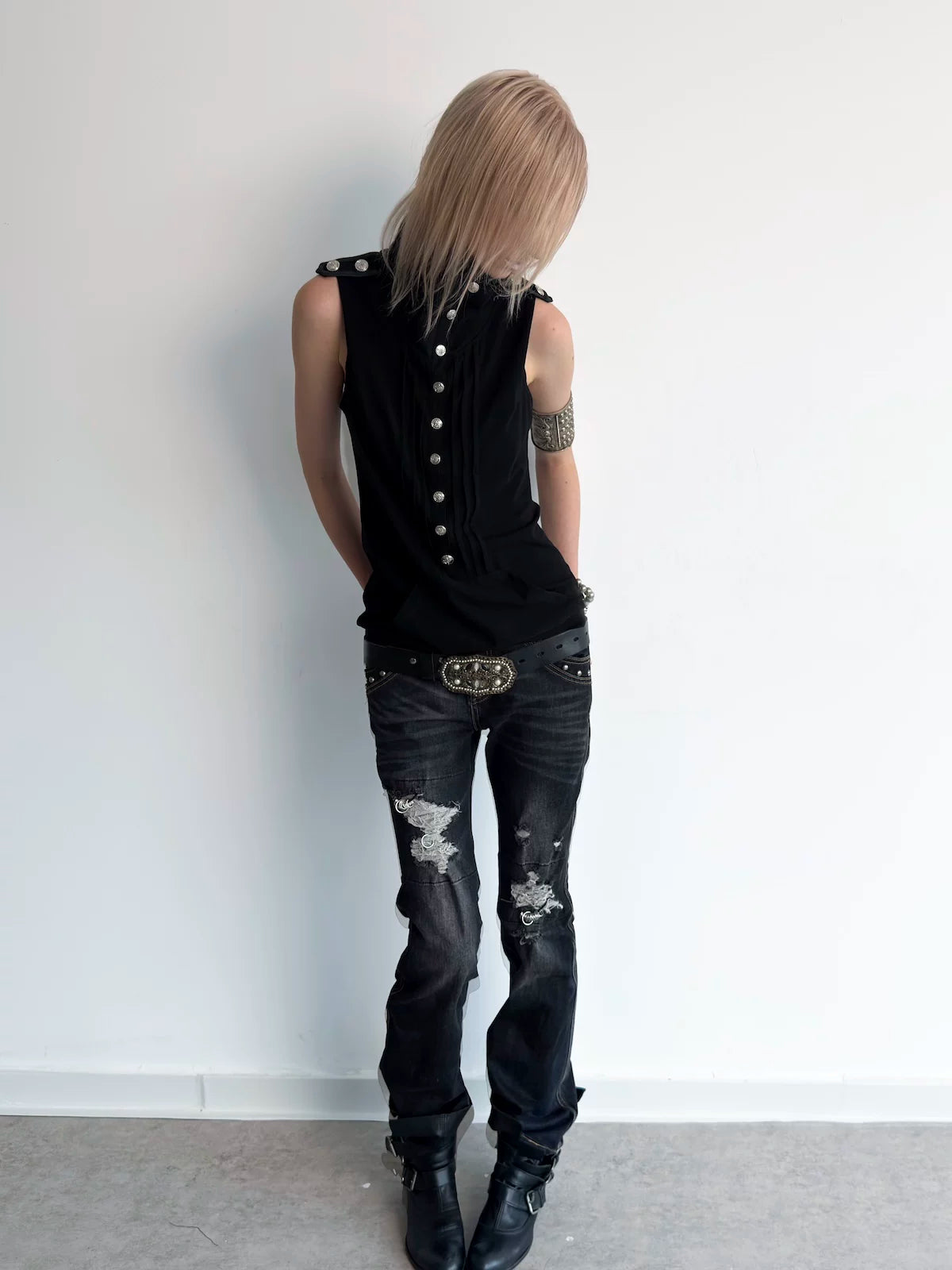 METAL BUTTON HIGH NECK TANK TOP