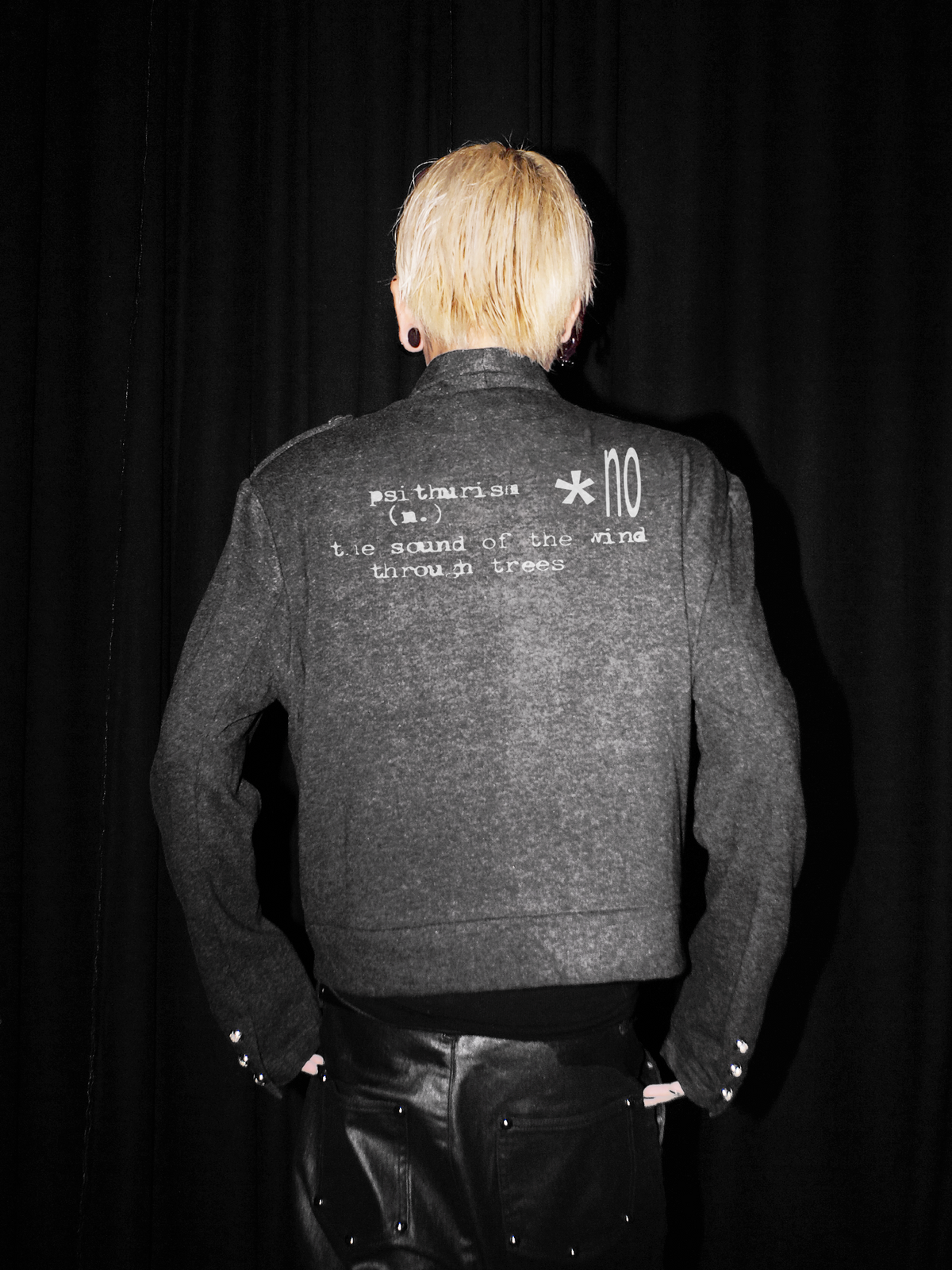 OBLIQUE ZIPPER STAND-UP JACKET