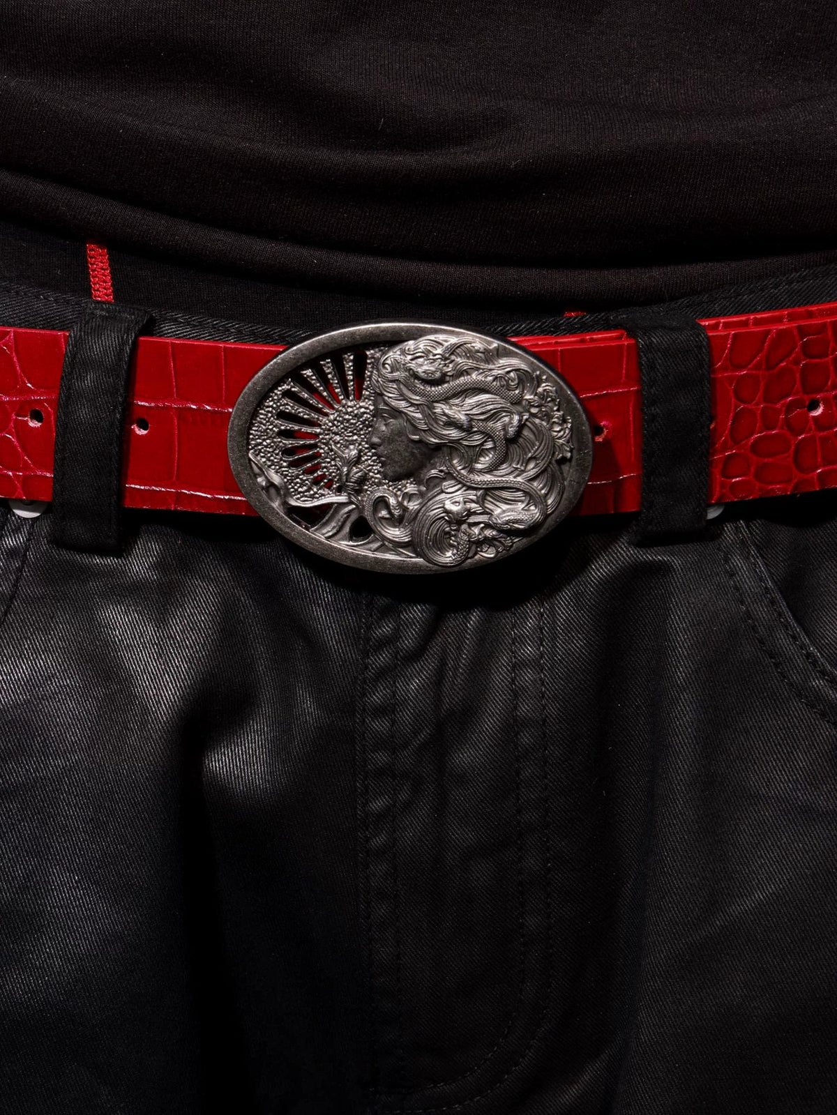 EMBOSSED LEATHER BELT