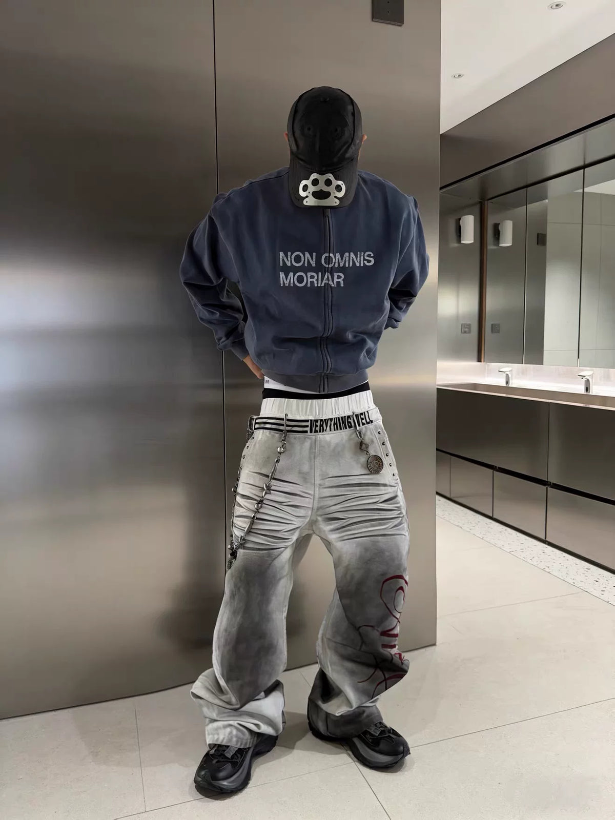 GRADIENT STACKED WIDE LEG JEANS