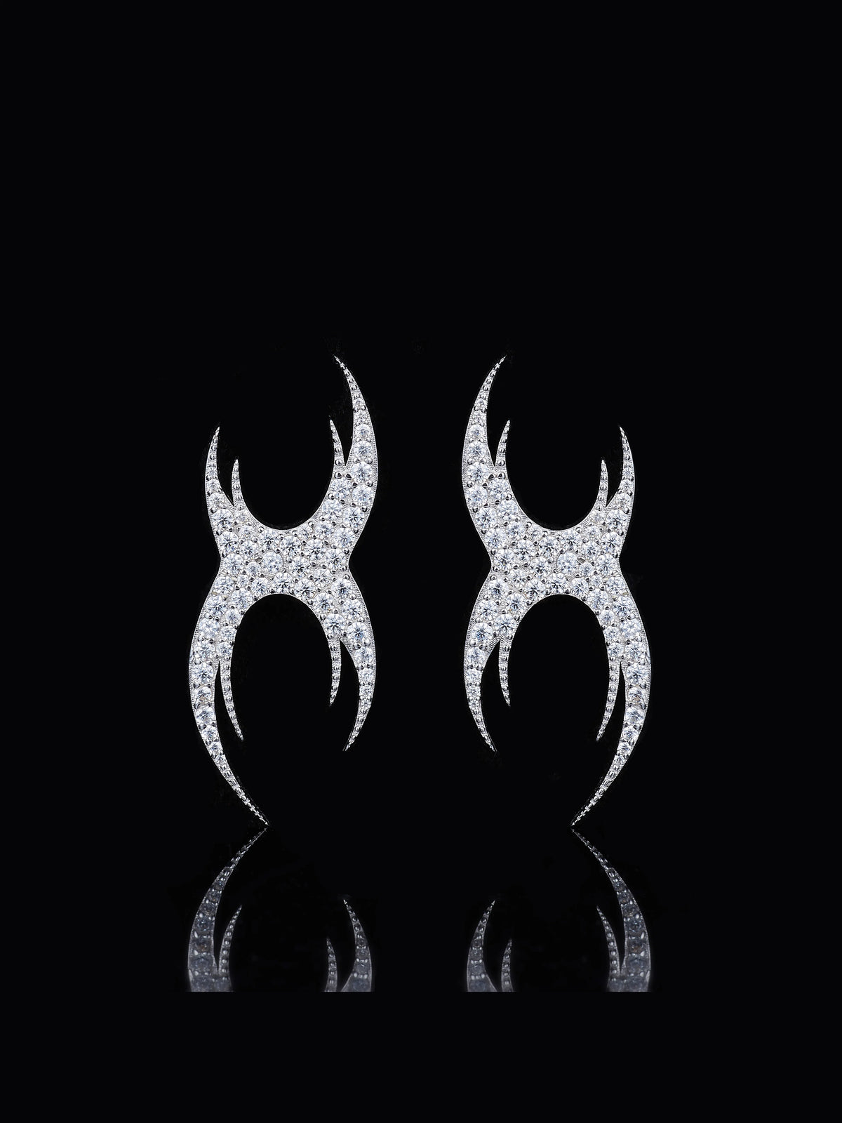 DIAMOND XX SHAPED EARRINGS