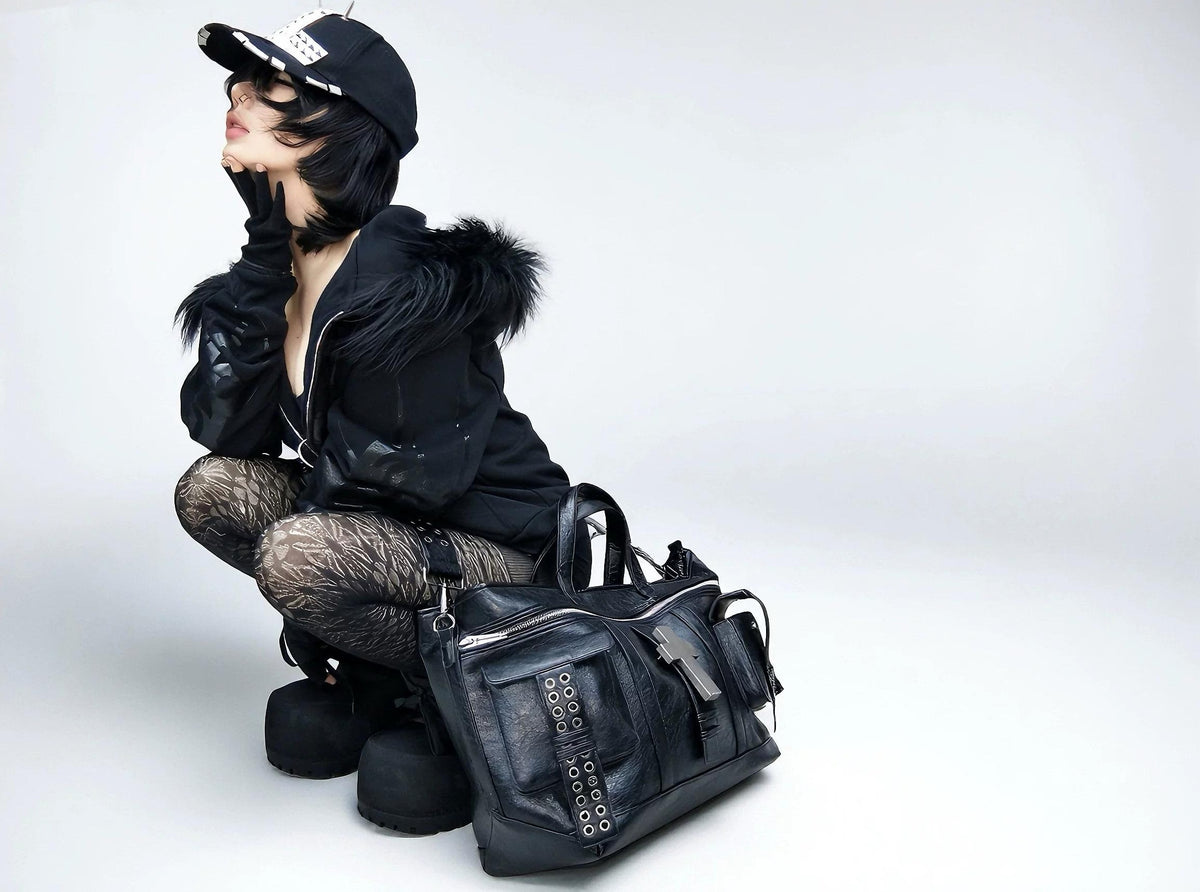 CROSSBODY LEATHER TOTE BAG