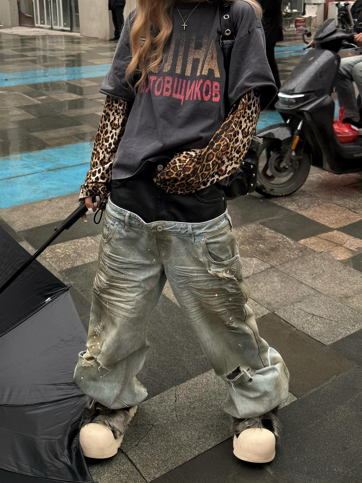LEOPARD PRINT LONG SLEEVE TEE