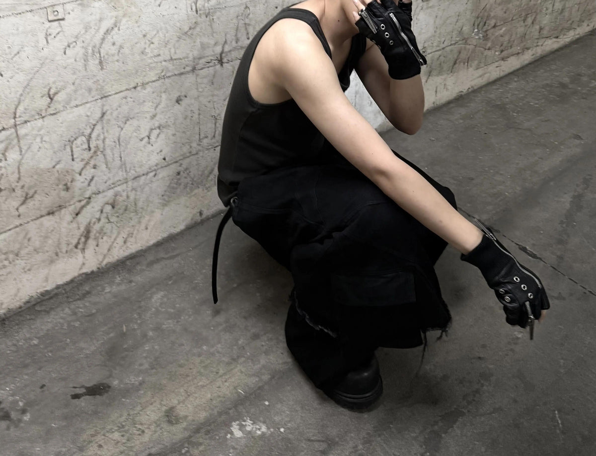 PUNK LAYERED ZIPPER GLOVES
