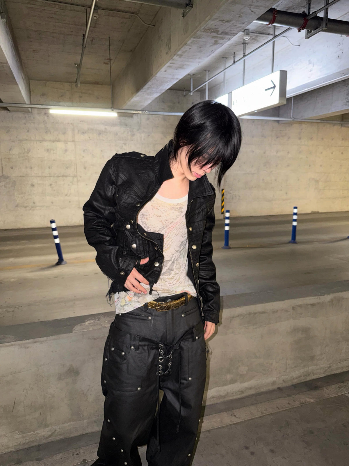 DESTRUCTED DENIM JACKET