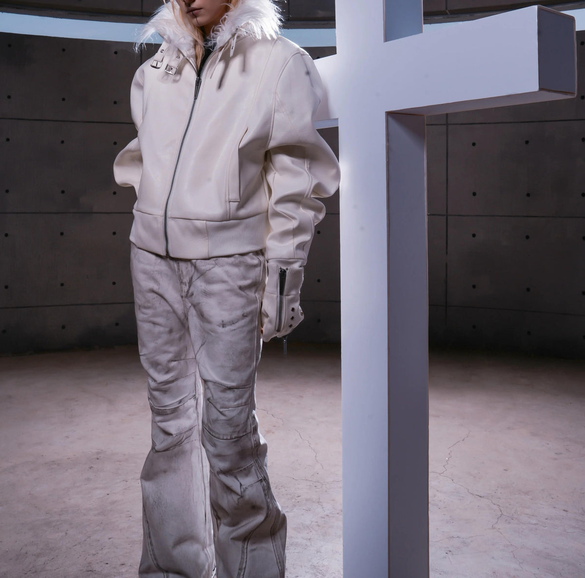 FAUX FUR COLLAR LEATHER JACKET