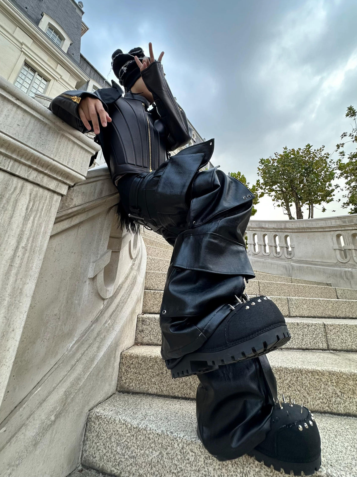 YMIRAU MULTI-POCKET LEATHER PANTS