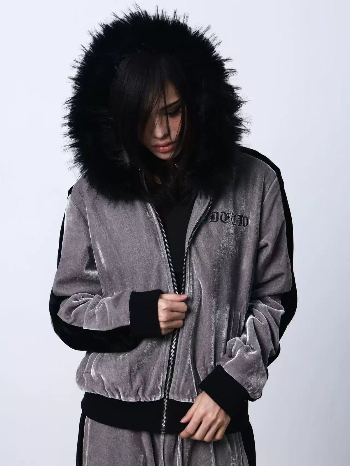 VINTAGE SILVER VELVET HOODIE JACKET