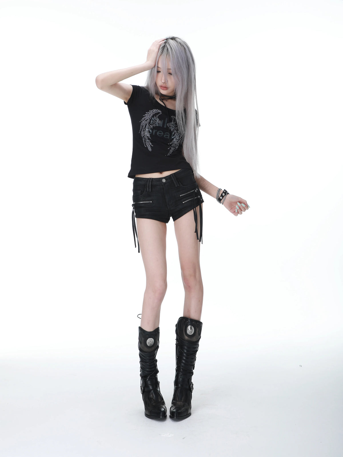 RHINESTONE WINGED U NECK T-SHIRT