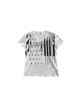 PIANO NOTES PRINT T-SHIRT