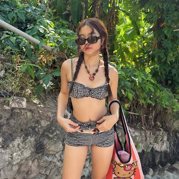 CUTE CHECKERED TWO-PIECE SWIMSUIT