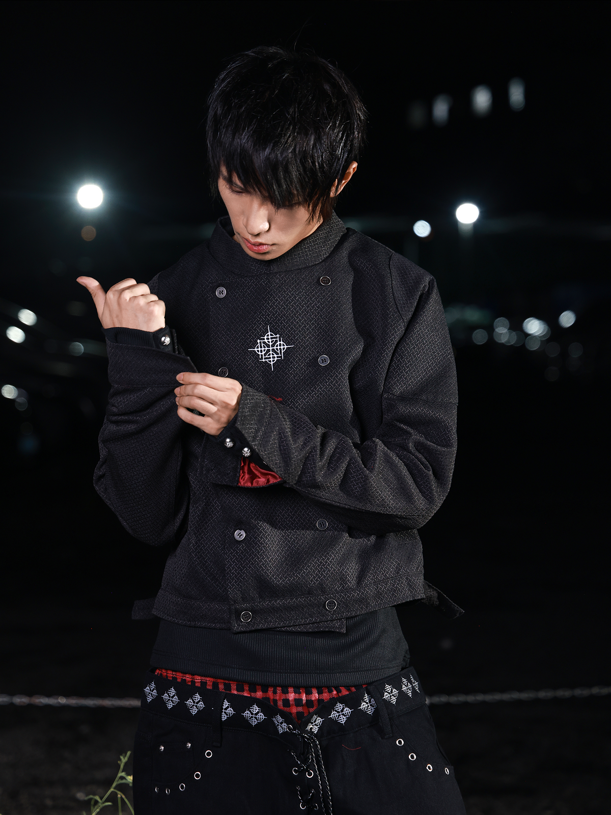 SLIM DOUBLE-BREASTED JACKET
