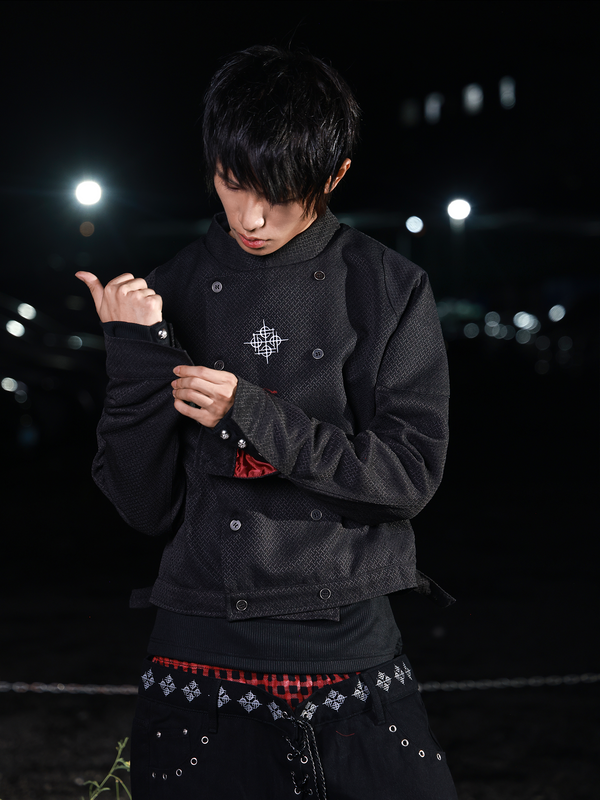 SLIM DOUBLE-BREASTED JACKET