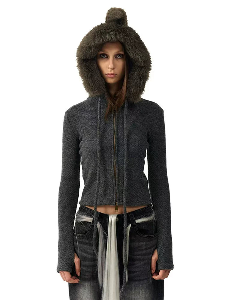 KNITTED JACKET WITH DETACHABLE FUR COLLAR
