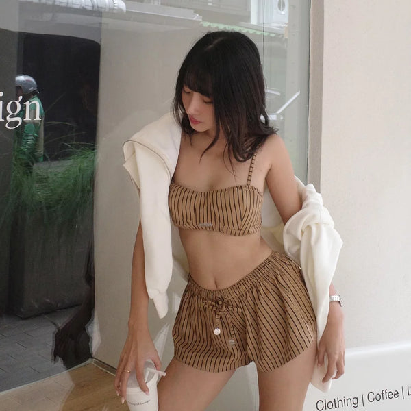 TRENDY STRAPLESS TWO-PIECE SWIMSUIT